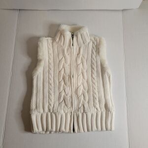 GAP KIDS Fur Trim Cable Knit Zip Up Vest Toddler Girls Size 6/7  Off White